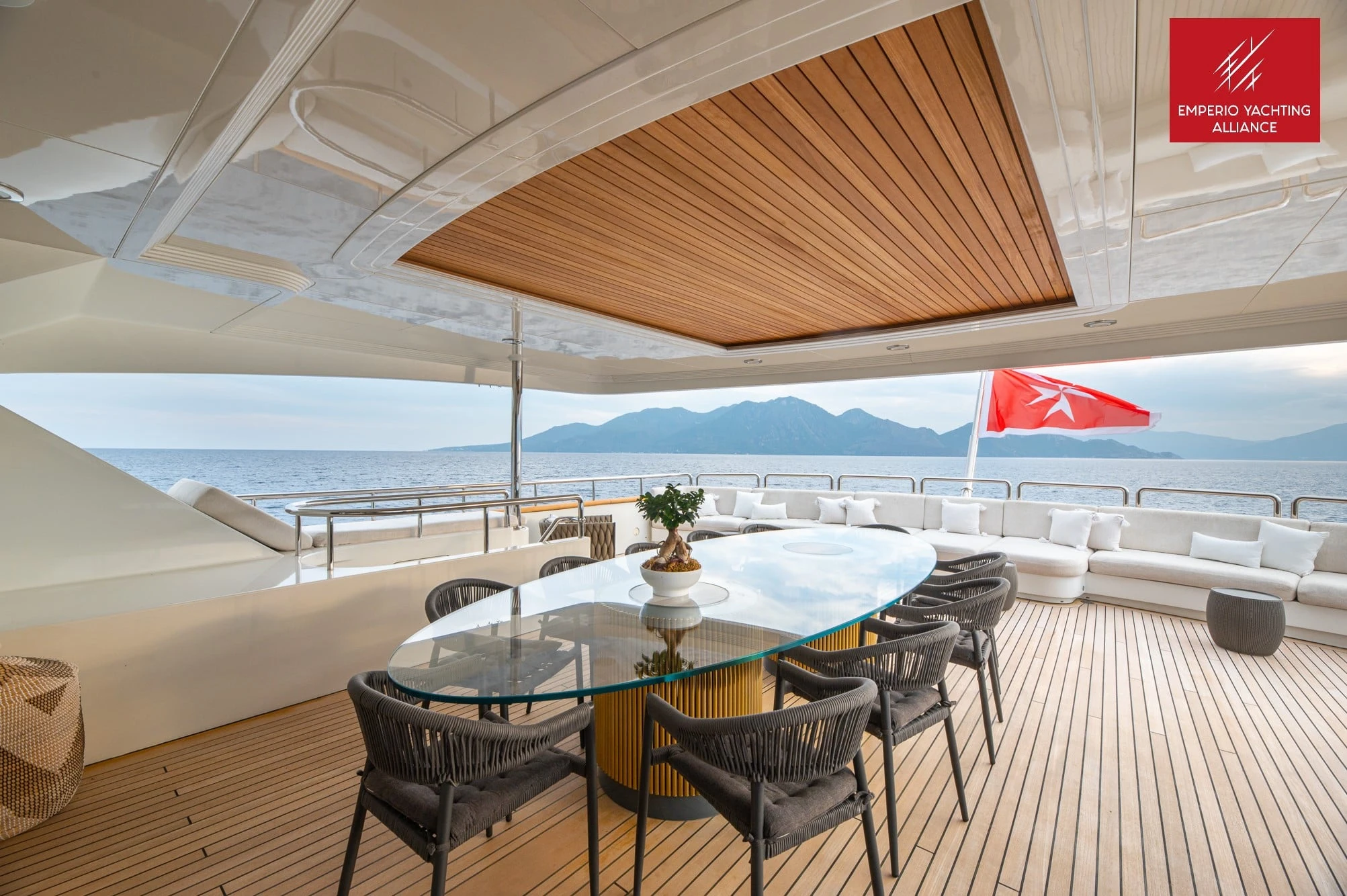 Barents Yacht / 05